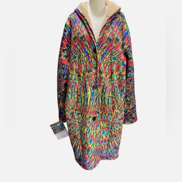 Colorful Feed a Hippie Coat - Picture 2 of 7